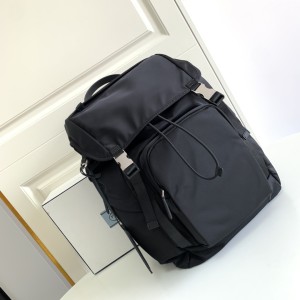 SA 프라다 Re-Nylon and Saffiano 2DMG 2VZ135   27x45x17cm