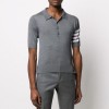 톰브라운 미디움 그레이 메리노 울 숏 슬리브 폴로 Medium Grey Fine Merino Wool 4-Bar Short Sleeve Polo