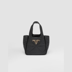 [프라다] 탑스티치 스몰 나파 가죽  블랙 PRADA 18x16x10cm