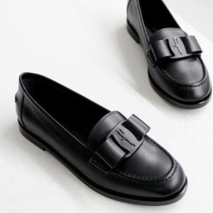 페라가모 Ferragamo Viva loafers