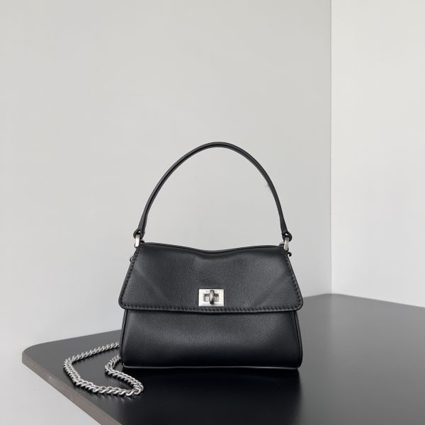 발렌시아가 로데오 나노 체인백 8194292ABKX1000 L16 x H9.9 x W4.5cm