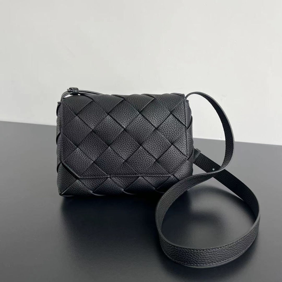 보테가베네타  Diago 크로스바디 백 795637 22.5x16.5x5.5cm