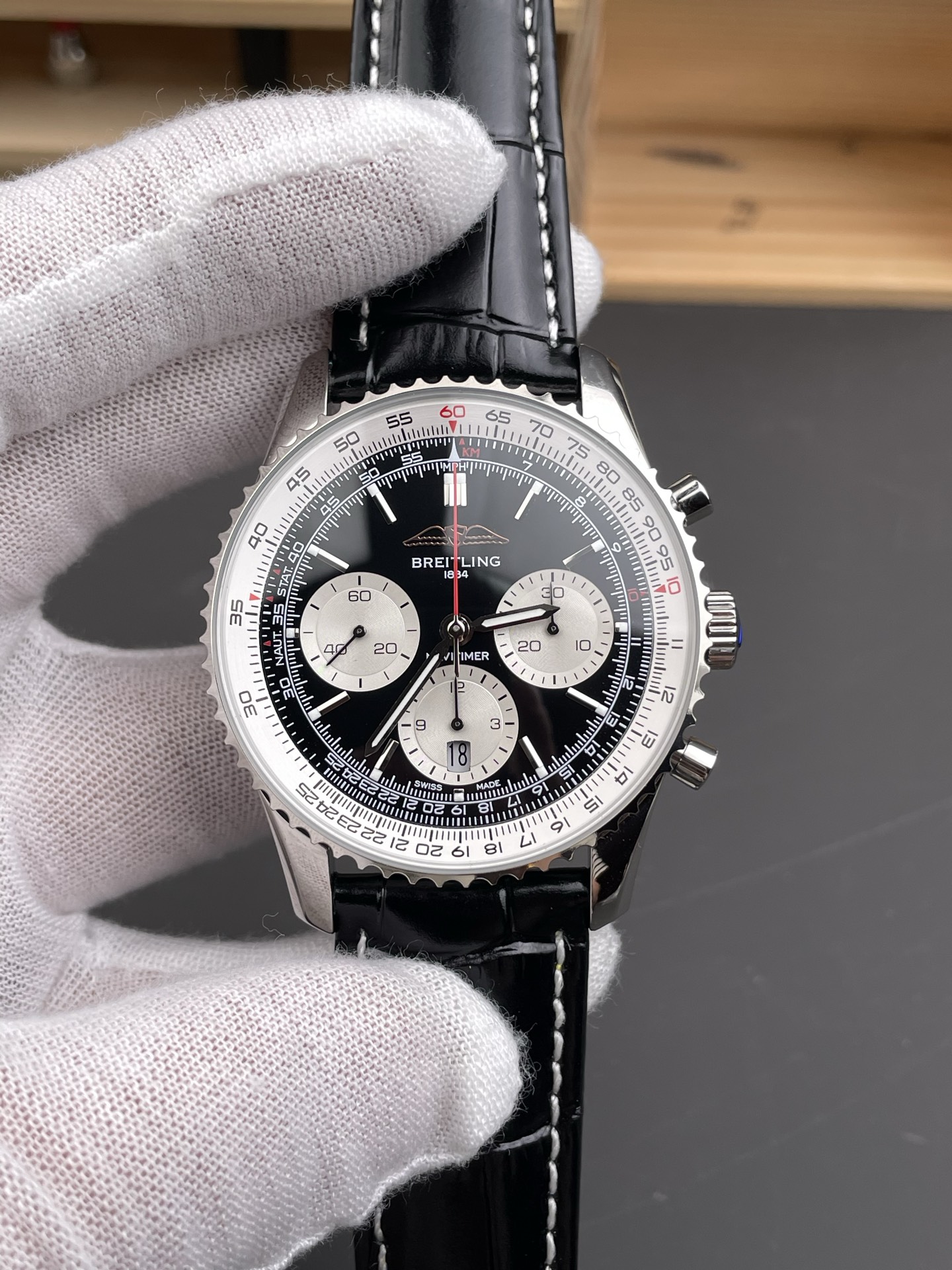 BLS l  43mm l 브라이틀링 네비타이머 B01