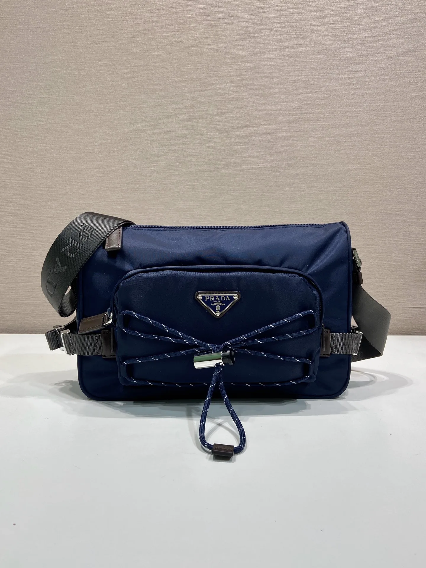 Prada Speedrock Re-Nylon and leather shoulder bag 2VH192 28*17.5*10
