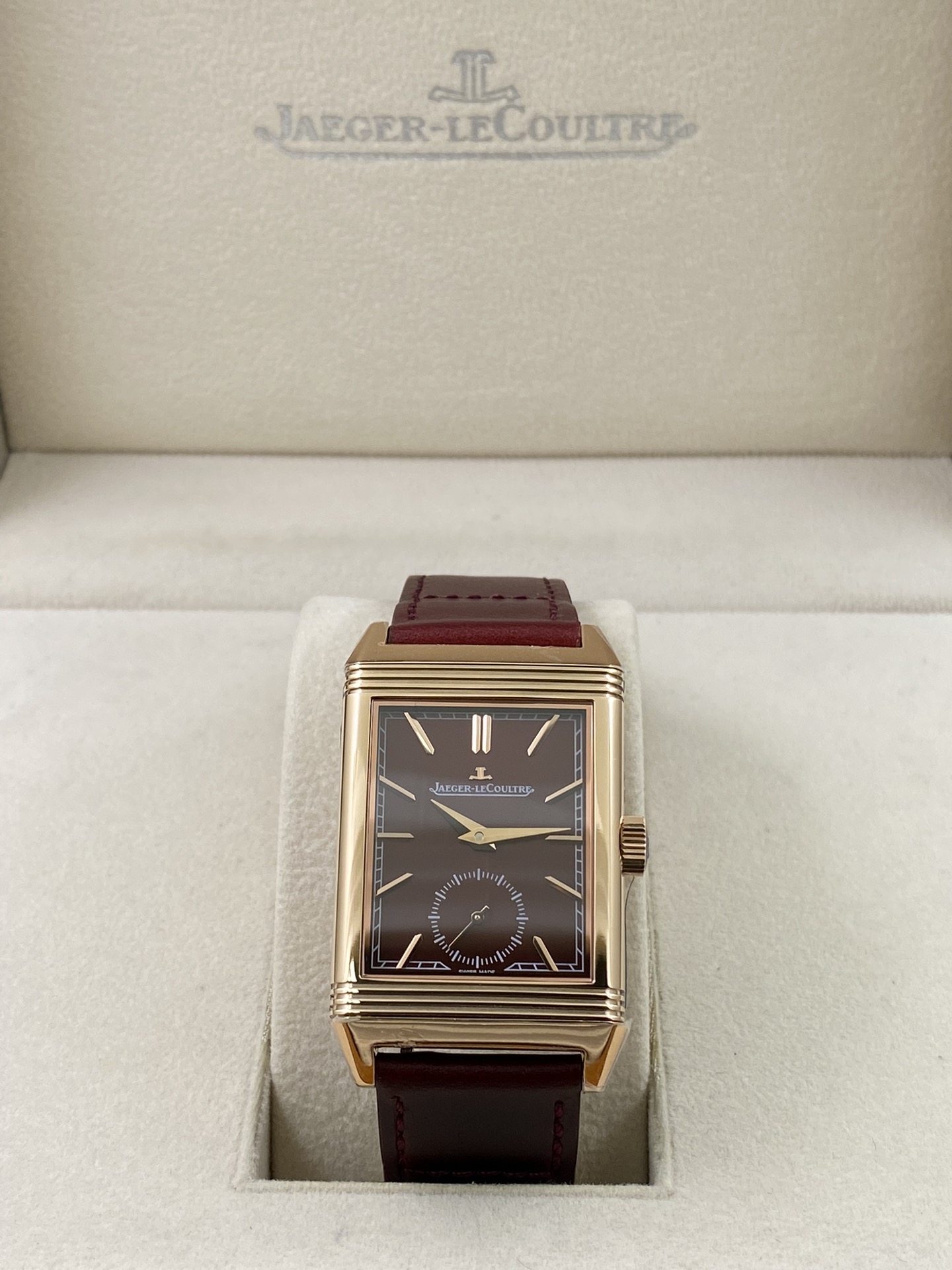 MG l 854A/2  l 45.6 x 27.4mm l Jaeger-LeCoultre 리베르소 트리뷰트