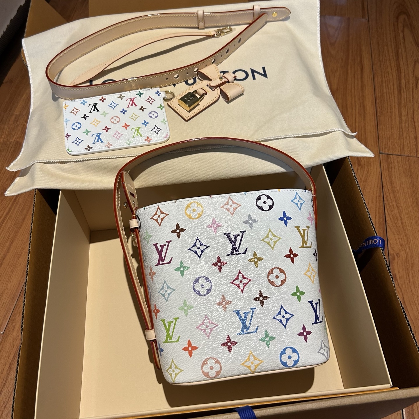 M9 LV x TM ALL IN BB 백 M13089 18 x 12 x 16cm