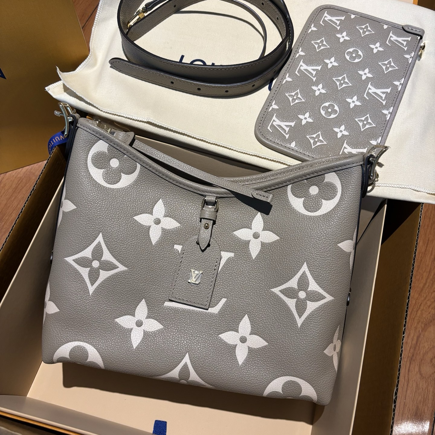 M9 루이비통 CarryAll PM  M47180 29.5x24x12CM
