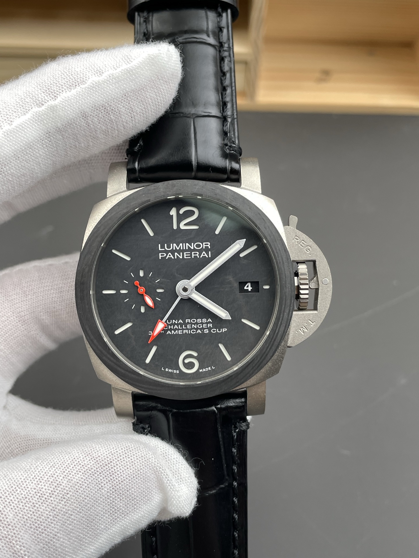 VS l P9010 l 42mm l 파네라이 Pam1096