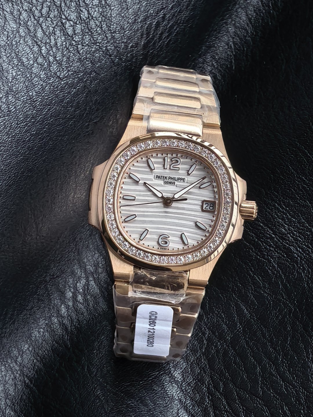 쿼츠 무브먼트 l32mm l 파텍필립  Nautilus 7010  다이아몬드.