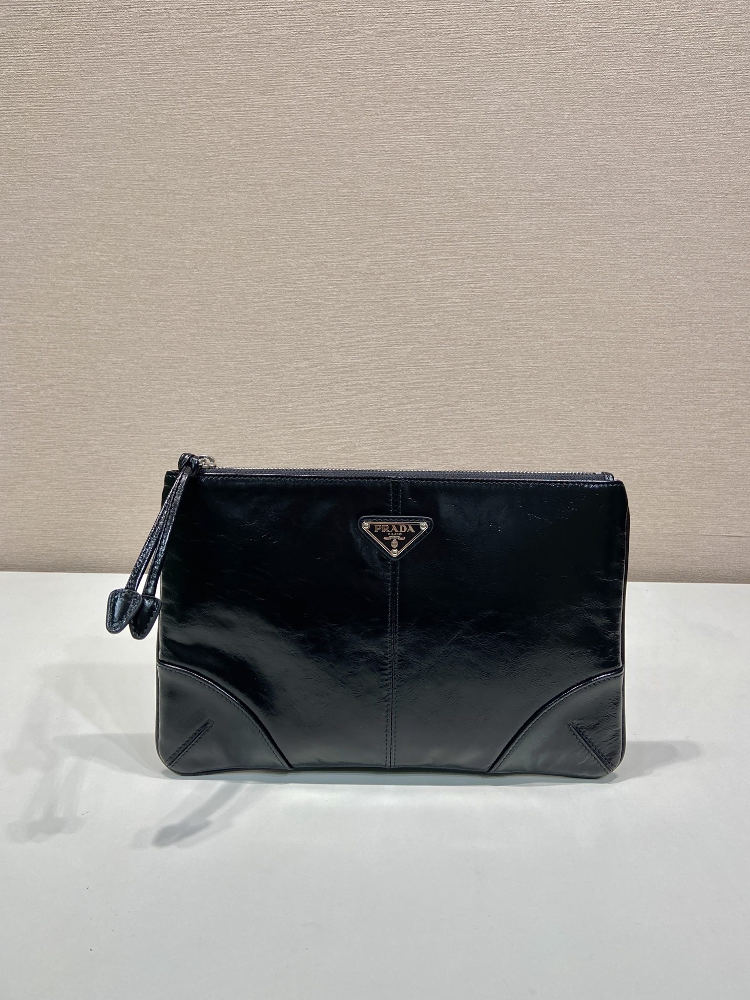 프라다 2NB052 레더 파우치 28x18cm