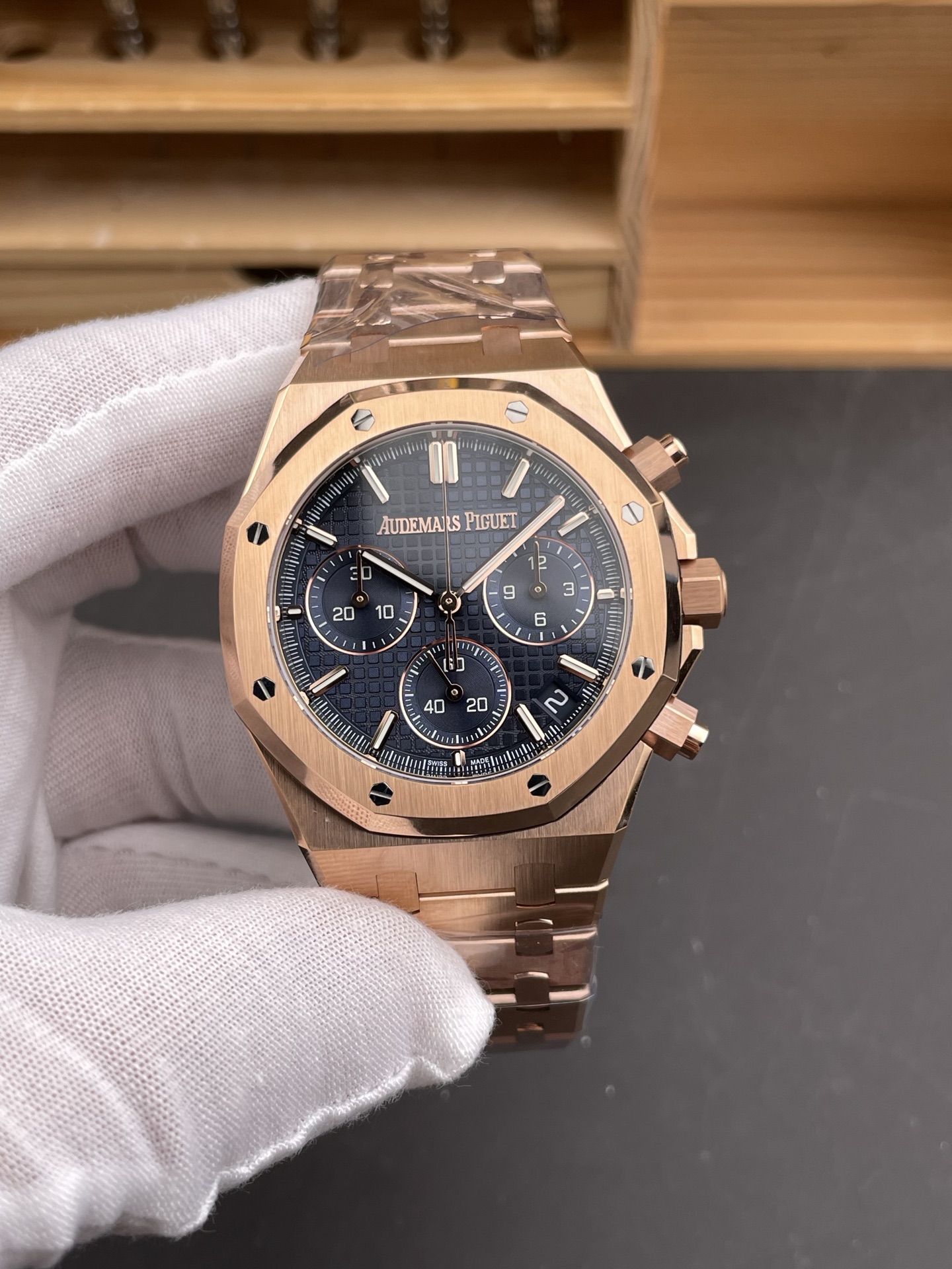 DDF l 41mm l 4401 무브먼트  l 오데마피게 로얄오크 26240  199g