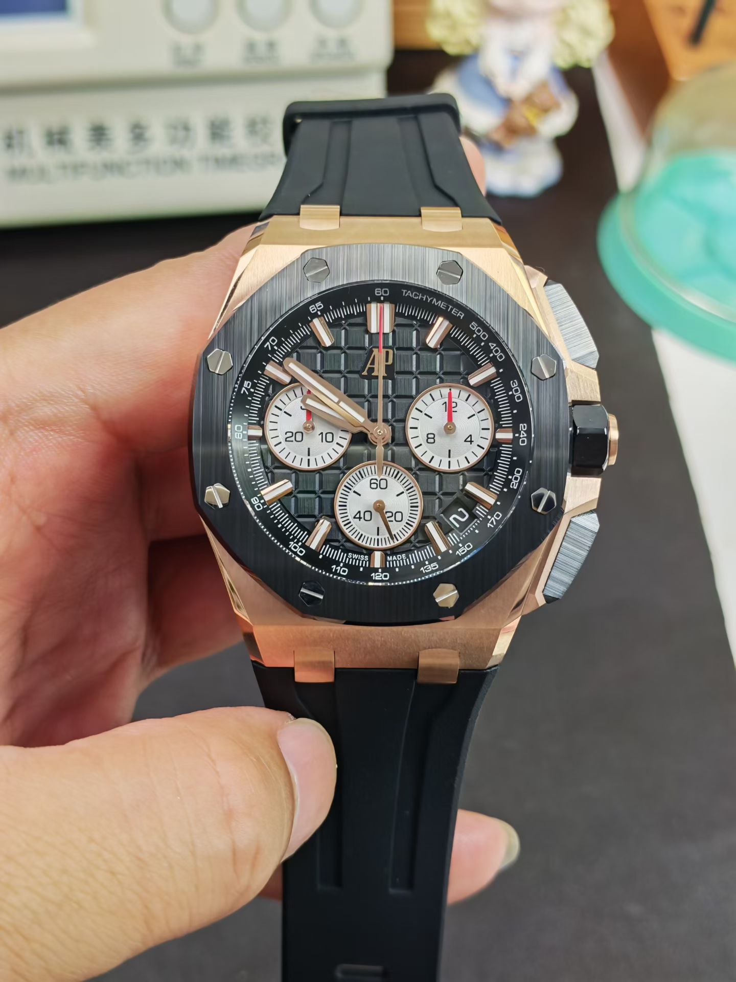 DDF l 41mm l 4401 무브먼트  l 오데마피게 로얄오크 26420RO.OO.A002CA.01 206g