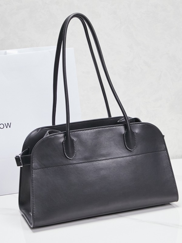 THE  ROW Margaux EW Shoulder 12  가죽 백  38x18x23cm