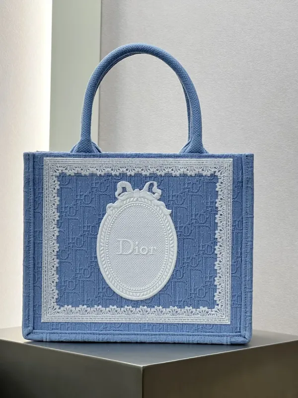 디올 북 토트 스트랩 백 스몰 M1404PEHS 26.5 x 22 x 14cm