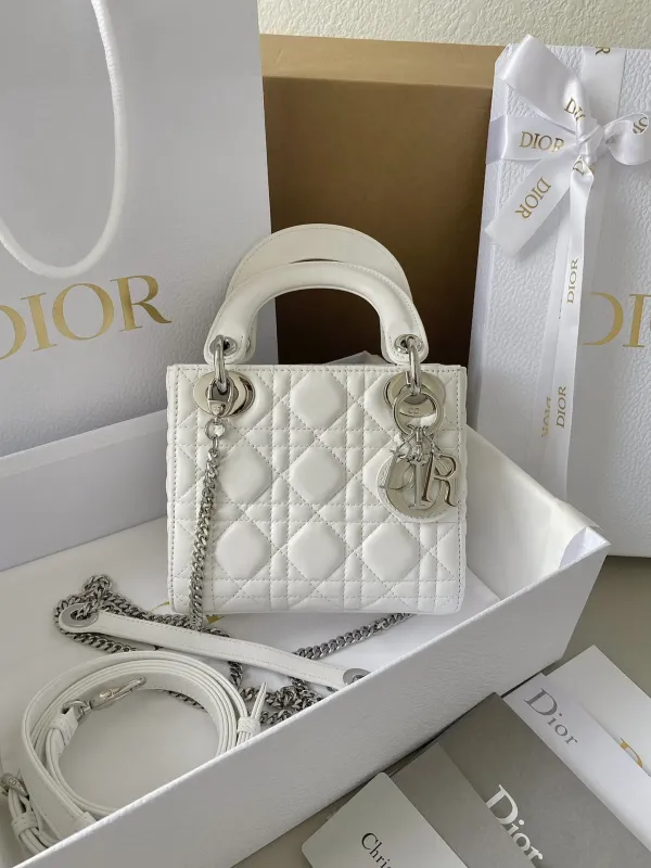 디올 Lady Dior mini 17*15*7cm