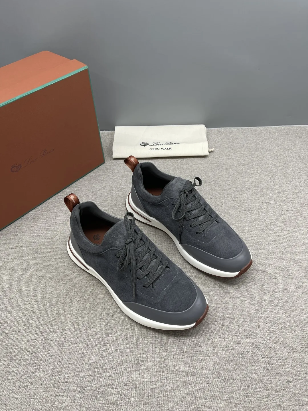 로로 피아나 Revano Sneaker