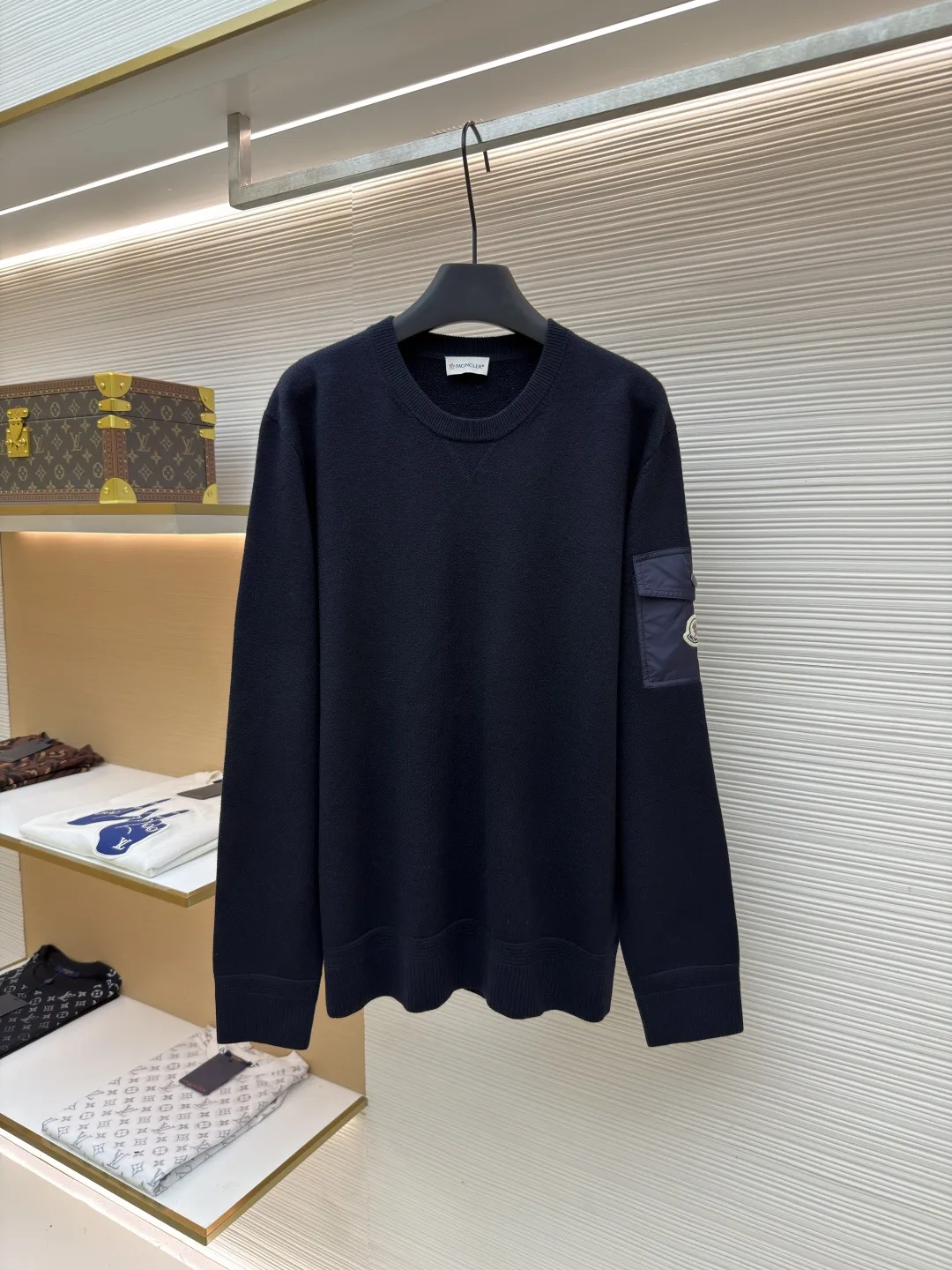 몽클레르 울 스웨터