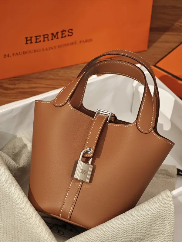 M9  Herme* Picotin Lock mini 14bag 한정 할인